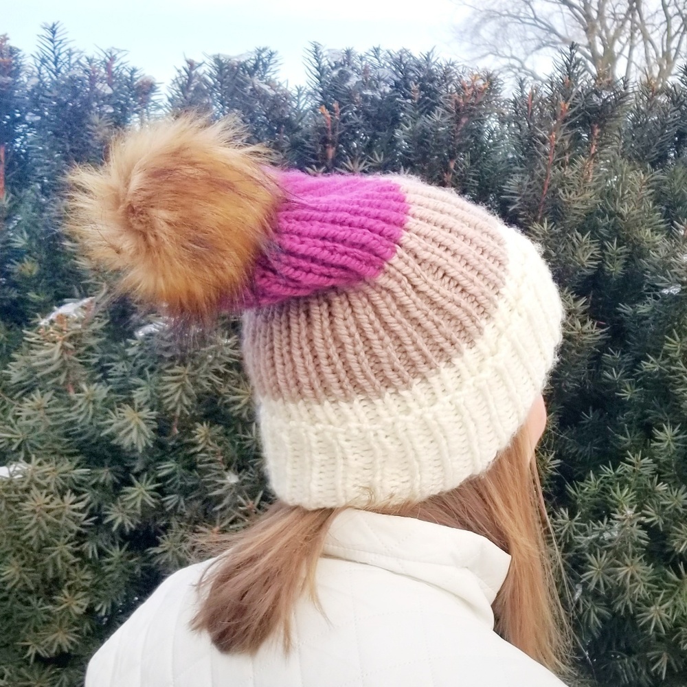 Slouchy Knit Beanie - Tan/Pink Colorblock